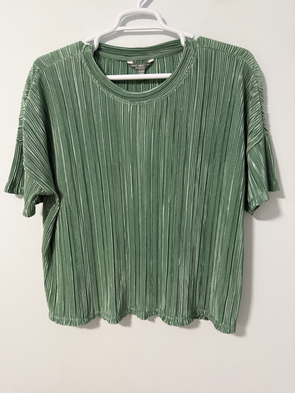 Marc New York Pleated Short-Sleeve Top in Moss Green SZXL - Picture 15 of 16